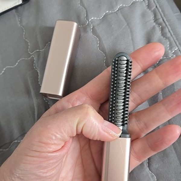 Buyer photo of the curler
